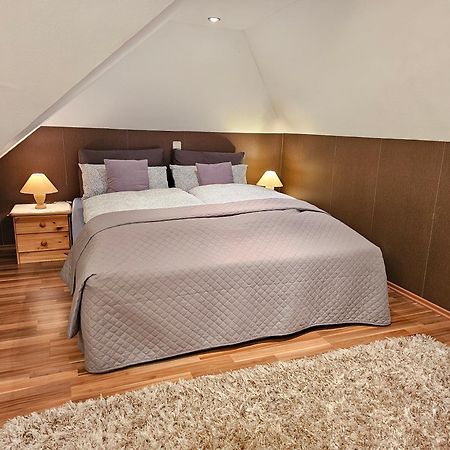 Exclusive Dachgeschosswohnung In Haren/Emmeln ภายนอก รูปภาพ